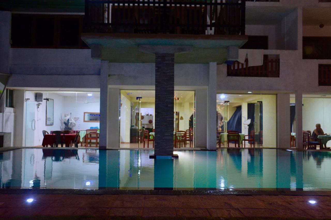 Southern Star Hotel เบนโตตา ภายนอก รูปภาพ